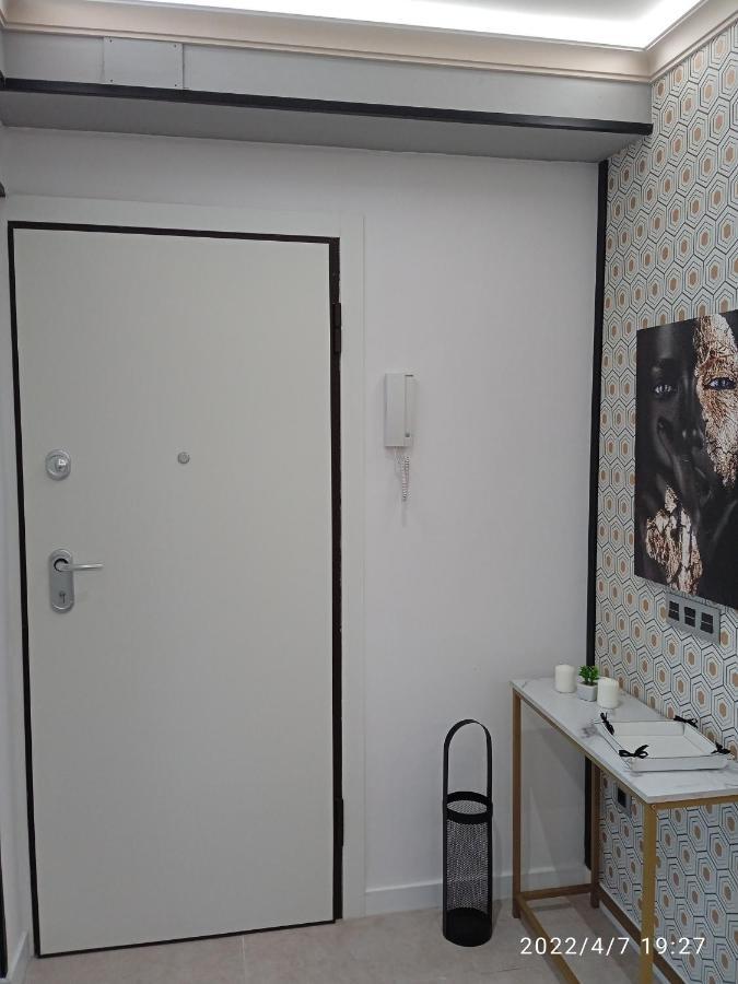 Apartamento Isaac Junto A La Muralla Romana Daire Lugo Dış mekan fotoğraf