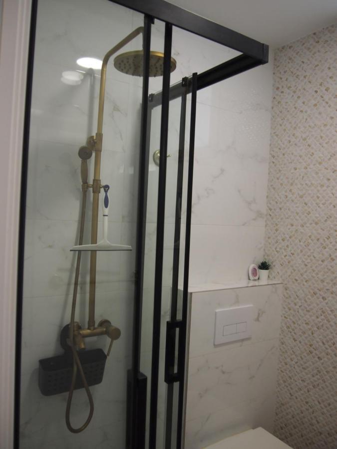 Apartamento Isaac Junto A La Muralla Romana Daire Lugo Dış mekan fotoğraf