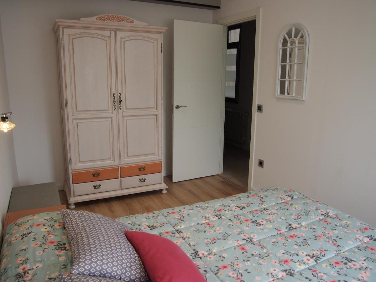 Apartamento Isaac Junto A La Muralla Romana Daire Lugo Dış mekan fotoğraf
